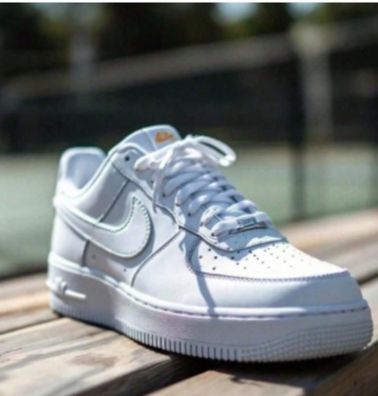 Tênis Street Premium Low Classic – Branco / Preto (Unissex)